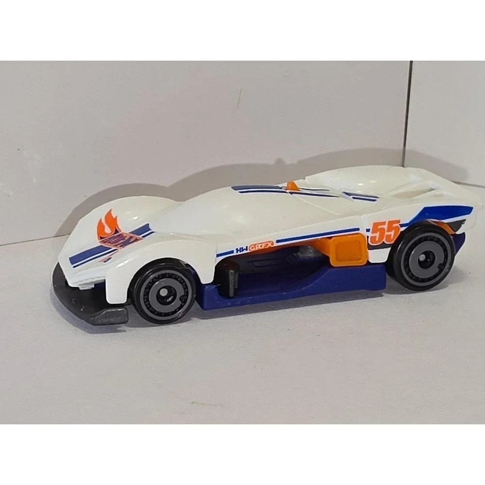 1:64 scale Hot Wheels Turbine Sublime from the 2023 